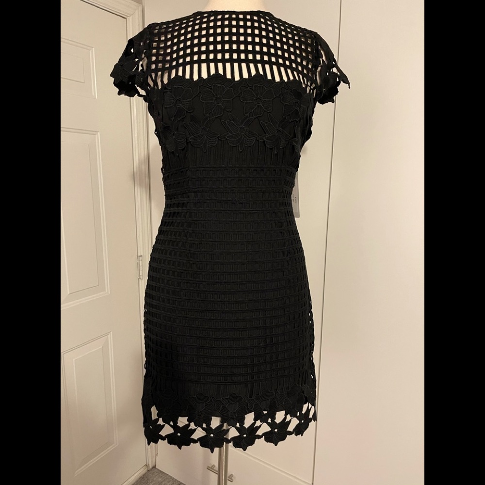 SAYLOR- INTRICATE CROCHET TYPE DRESS/cut out back